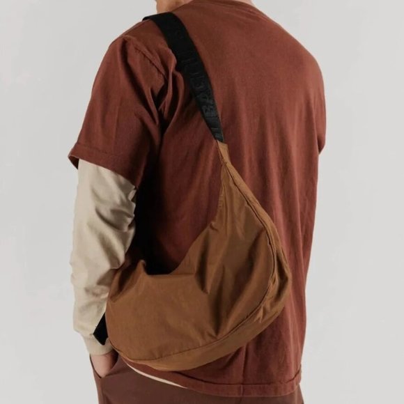 NWT Baggu Crescent Bag Medium - Brown - Picture 14 of 14